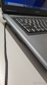 Asus F3E - 5