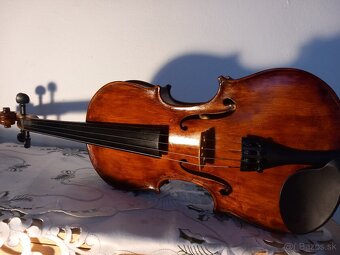 Predám staré husle celé s kufrom - 5