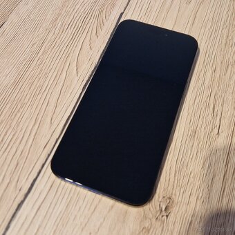 Apple iphone 15 pro max 512gb čierny titán - 5