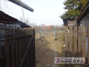 Exkluzívne - Rodinný dom s pozemkom 642 m2 za cenu 1 izbovéh - 5