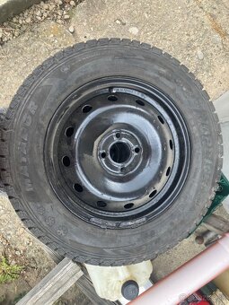 195/70R15c - 5