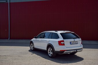 Škoda Octavia Combi SCOUT 2.0TDI DSG GARANCIA KM, NEBURANE - 5