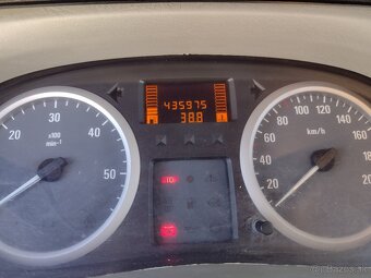 Opel Vivaro 84kw 2008 L2H1 - 5