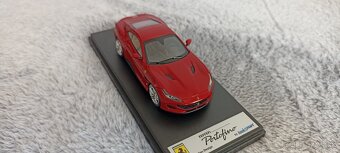 Predám model Ferrari Portofino 1:43 Looksmart - 5
