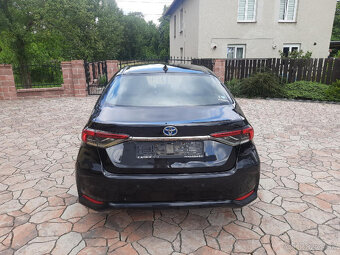 Toyota corolla 1,8 hybrid 4/2022 puvod čr - 5