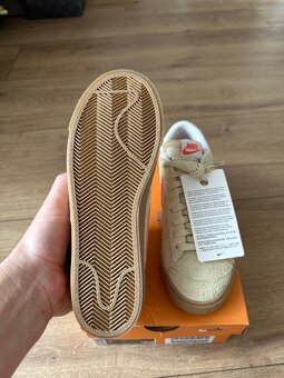 Nike. - 5