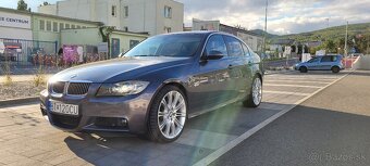 BMW E90 325xi - 5