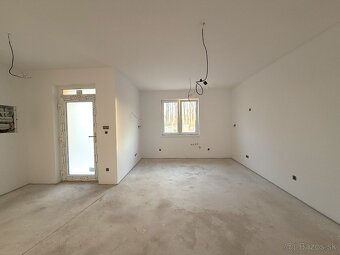 Novostavba 4-izbového dvojdomu s výbornou dispozíciou - 5