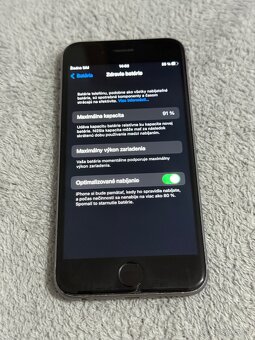 Predám Apple iPhone 6S 16GB Veľmi zachovalom stave - 5