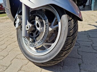Suzuki Burgman AN 400 34k (benzín) - 5