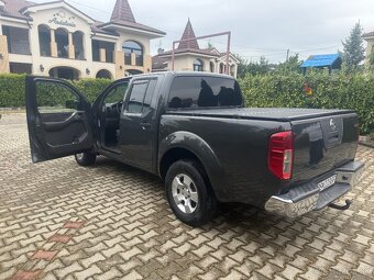 Nissan navara d40 - 5