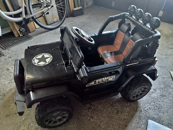 Detské elektrické autíčko JEEP - 5