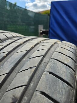 255/40 r19 letné - 5