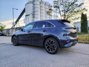 Kia Ceed 1,5 T-GDi M6 Edícia Sport - 5