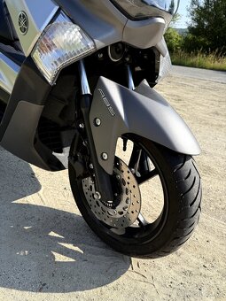 Yamaha NMAX 125 - 5