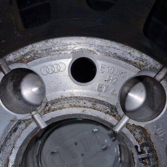 Hliníkové Audi disky 5x130 R21 10J ET44 - 5