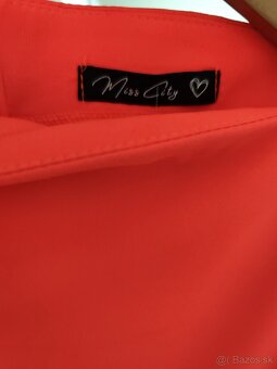 Krásne elegantné dámske šaty Miss City - 5