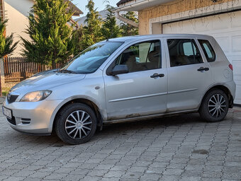 Mazda 2 (benzín 1,25 L) - 5