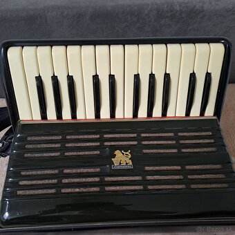 Harmonika Delicia Lignatone Rigoletto 32 basová - 5