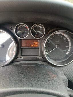 Predám Peugeot 308 . - 5