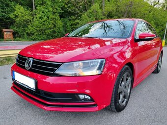 Volkswagen Jetta 2.0 TDI CR Facelift - 5