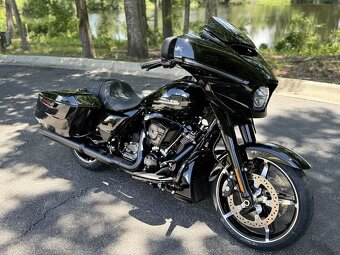 HARLEY DAVIDSON STREET GLIDE FLHX 117 - 5