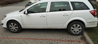 Opel Astra combi - 5