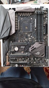 ASUS ROG CROSSHAIR VI HERO - 5