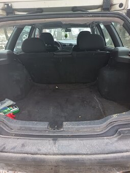 Predam volvo v40 - 5