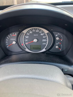 Hyundai Tucson 2005, 2.0 Benzin 76 500km, 4x4 - 5