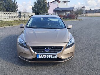 Volvo V40 T4 benzín - 5