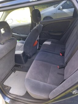 Toyota Avensis - 5