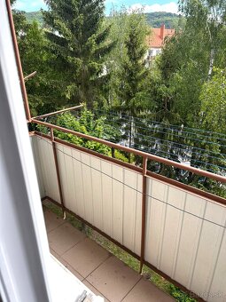 Veľký 3 izb. tehlový byt 81 m2 pri námestí v HE (za VUB) - 5