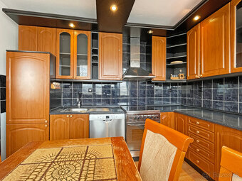 Predám útulný a slnečný 3-izbový byt s loggiou - 5