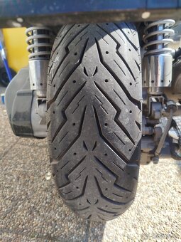 Predám maxiskúter Kymco Xciting 500 - 5