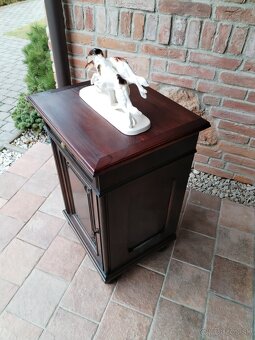 Starožitna skrinka, nočný stolík - 5