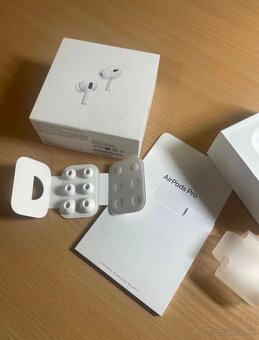 AirPods Pro 2nd generation Magsafe USB-C - 5