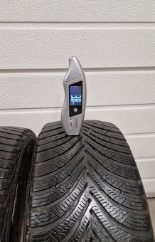 205/45r16 Michelin Alpin 5 - 5