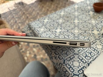 Predám MacBook Air 13” (2017) – vo výbornom stave - 5