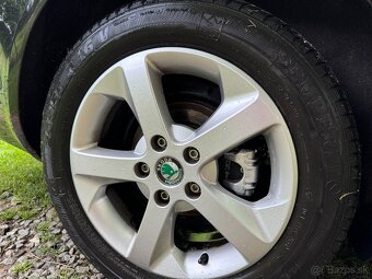 Škoda Octavia 1.6 TDI 2012 Bluetooth Senzory Výhřev Rozvody - 5