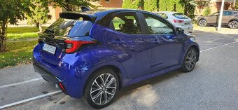 Toyota Yaris Hybrid 2025 - executive - 5