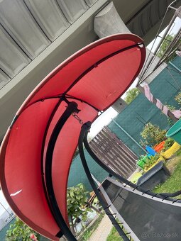 Zahradna hojdacka,hupacka, lezadlo so strieskou - 5