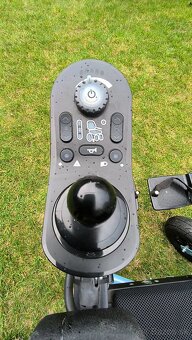 Elektrický invalidný vozík - 5