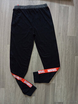 Čierne tepláky a kraťase Marvel 152 - 5