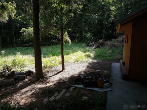 Záhradný pozemok v lese pod Smolenickým zámkom - 5
