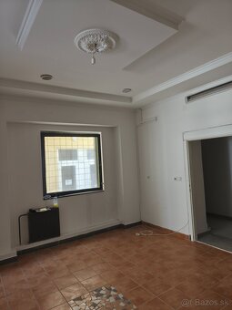 Prenájom obchodného priestoru v centre Trenčína - 5