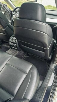 BMW 730d luxusná výbava , virtual cockpit - 5