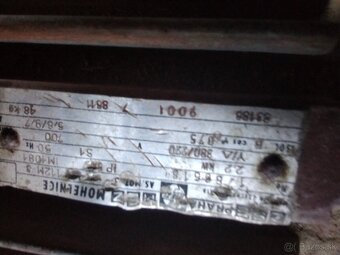 Predám dva motory 2.2 kW a 1.5 kW. - 5