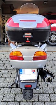 Suzuki Burgman 650 - 5