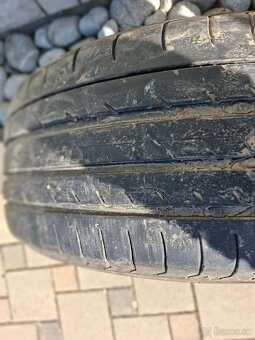 Yokohama 225/55 R17 - 5